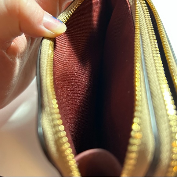 Biege Coach leather wristlet - Picture 5 of 5
